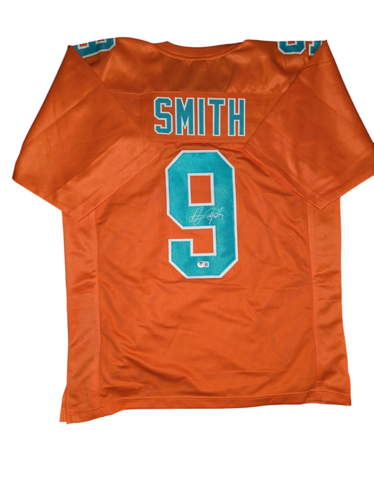 Jonnu Smith Signed Miami Dolphins Pro Style Jersey Beckett Witnessed